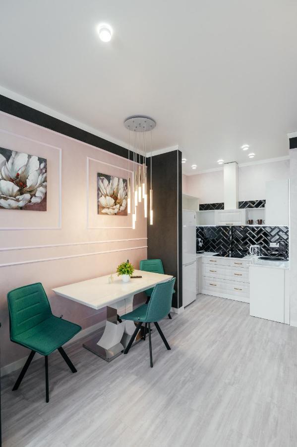 Pearl Premium Apartments 5 Kyiv Exterior photo